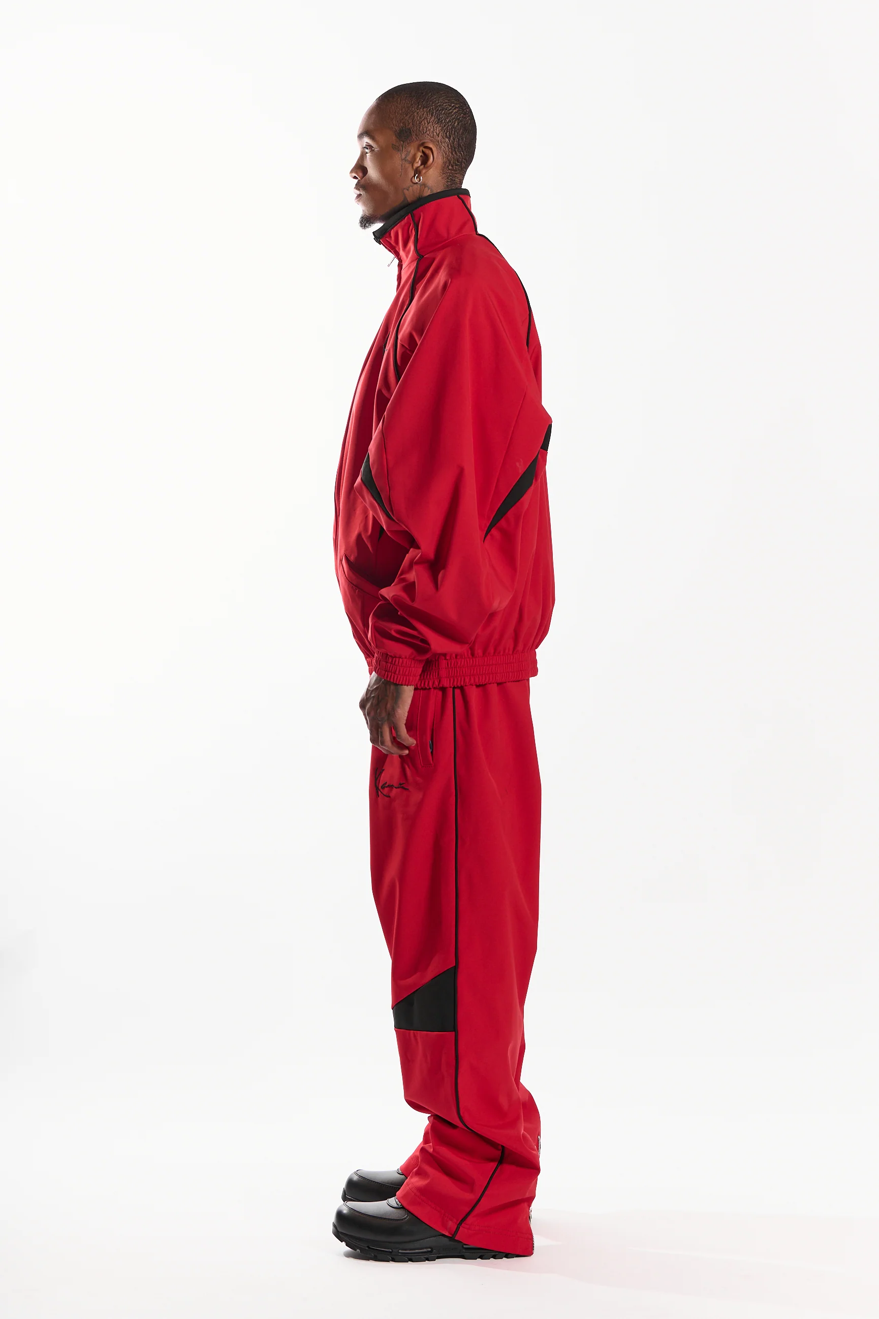 Buzzer Beater Men's Joggers (red) - Image 5