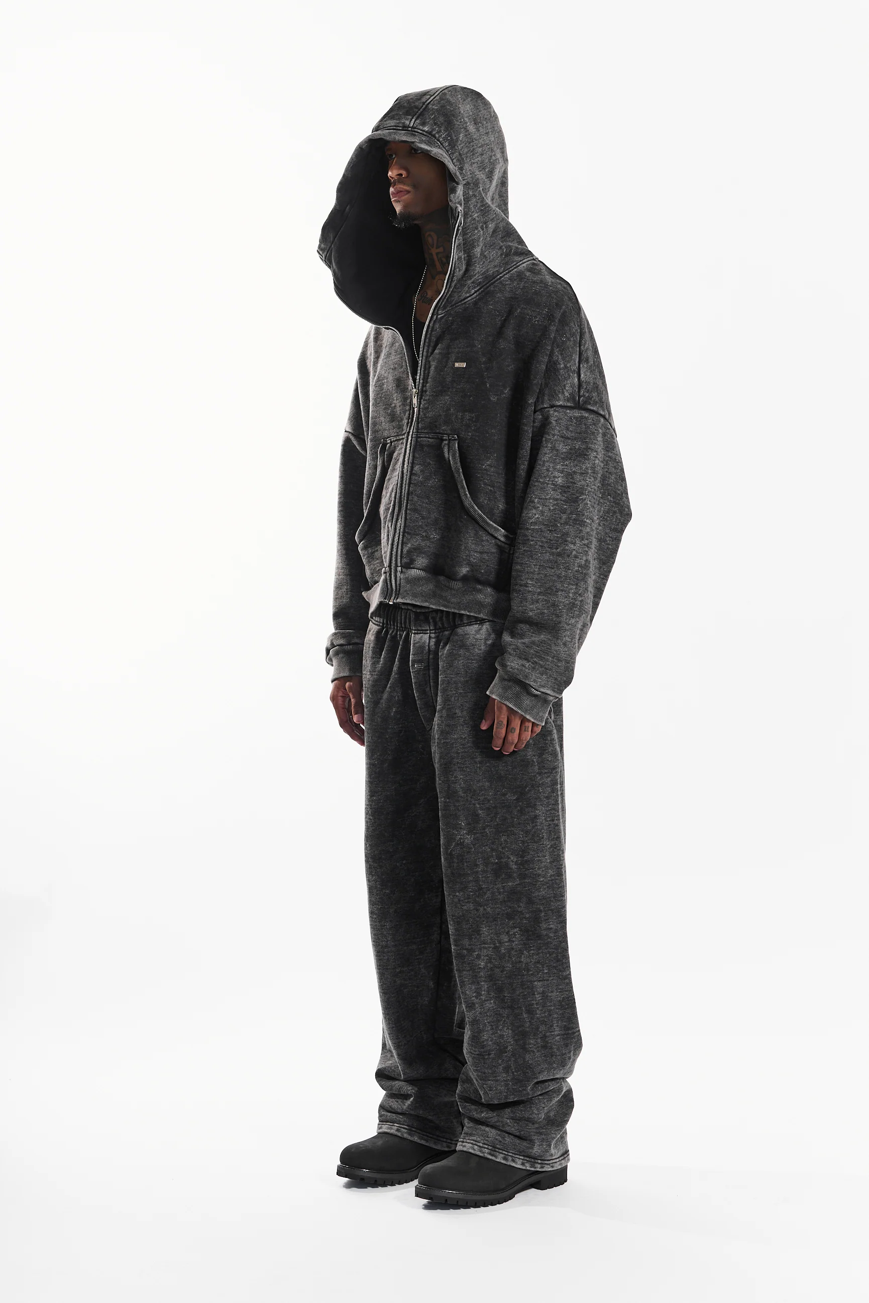 Fulton (Black) - Image 9