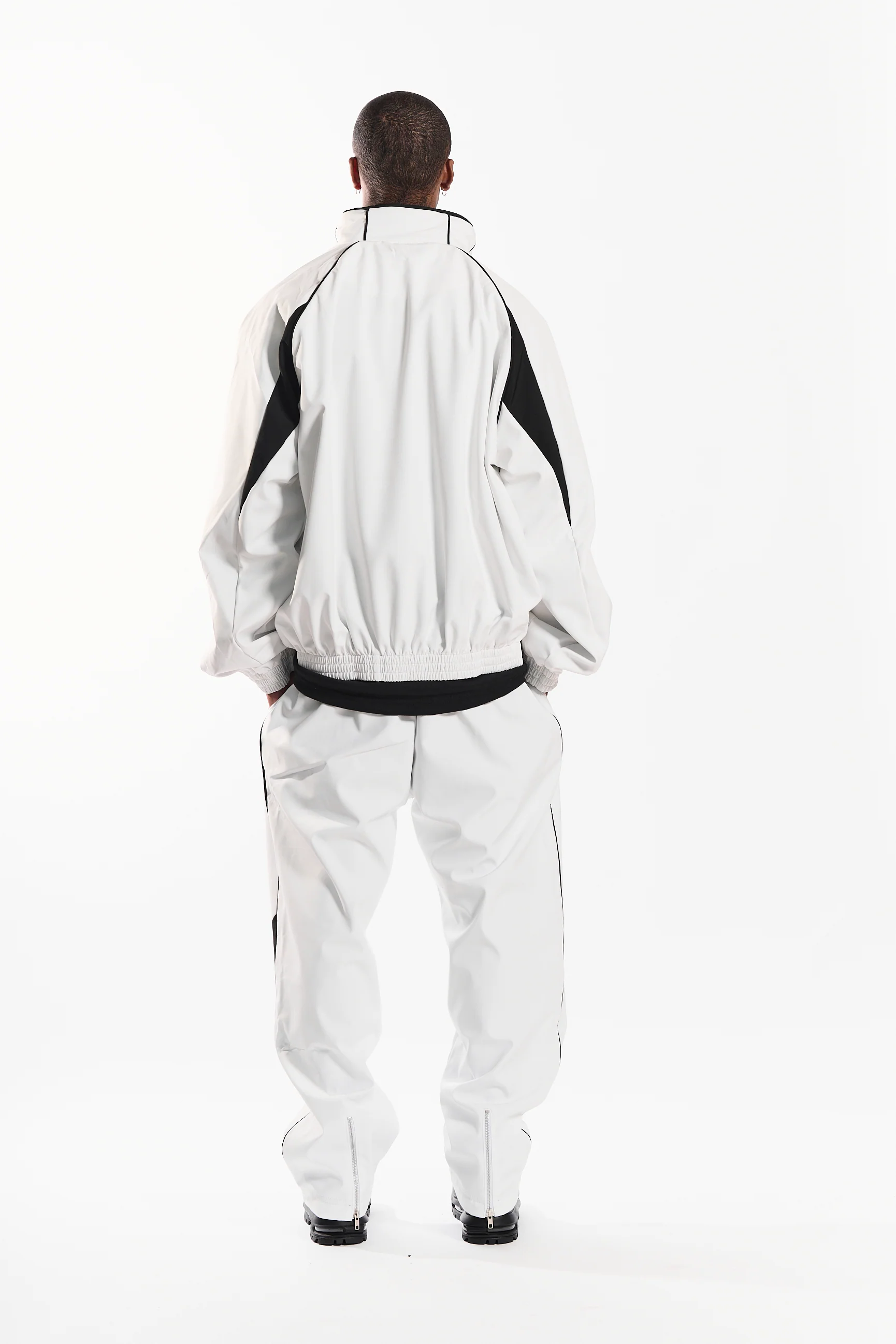 Shot Clock Men's Jacket (white) - Image 5