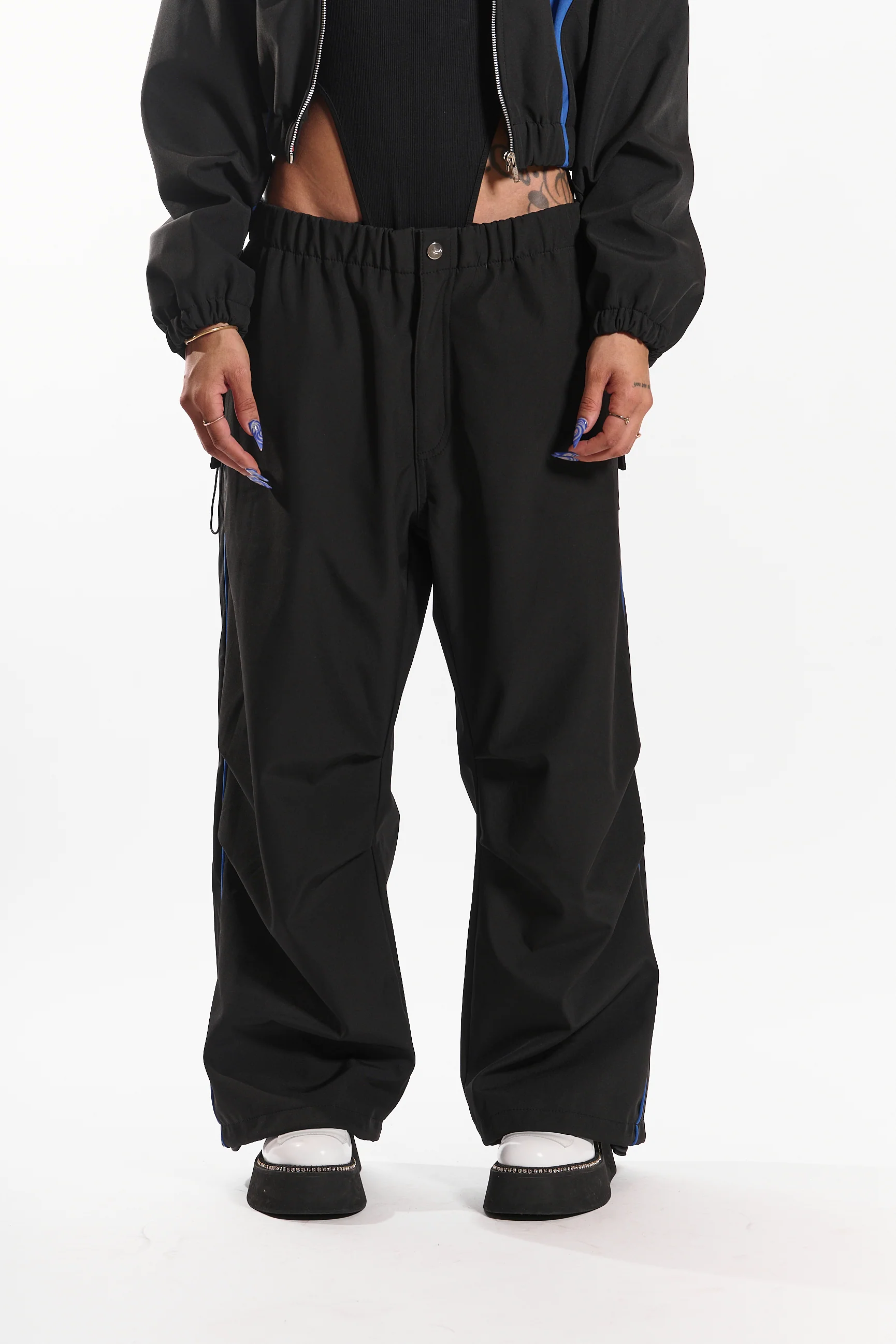 Street Thing Women's Jogger (black/royal) - Image 6