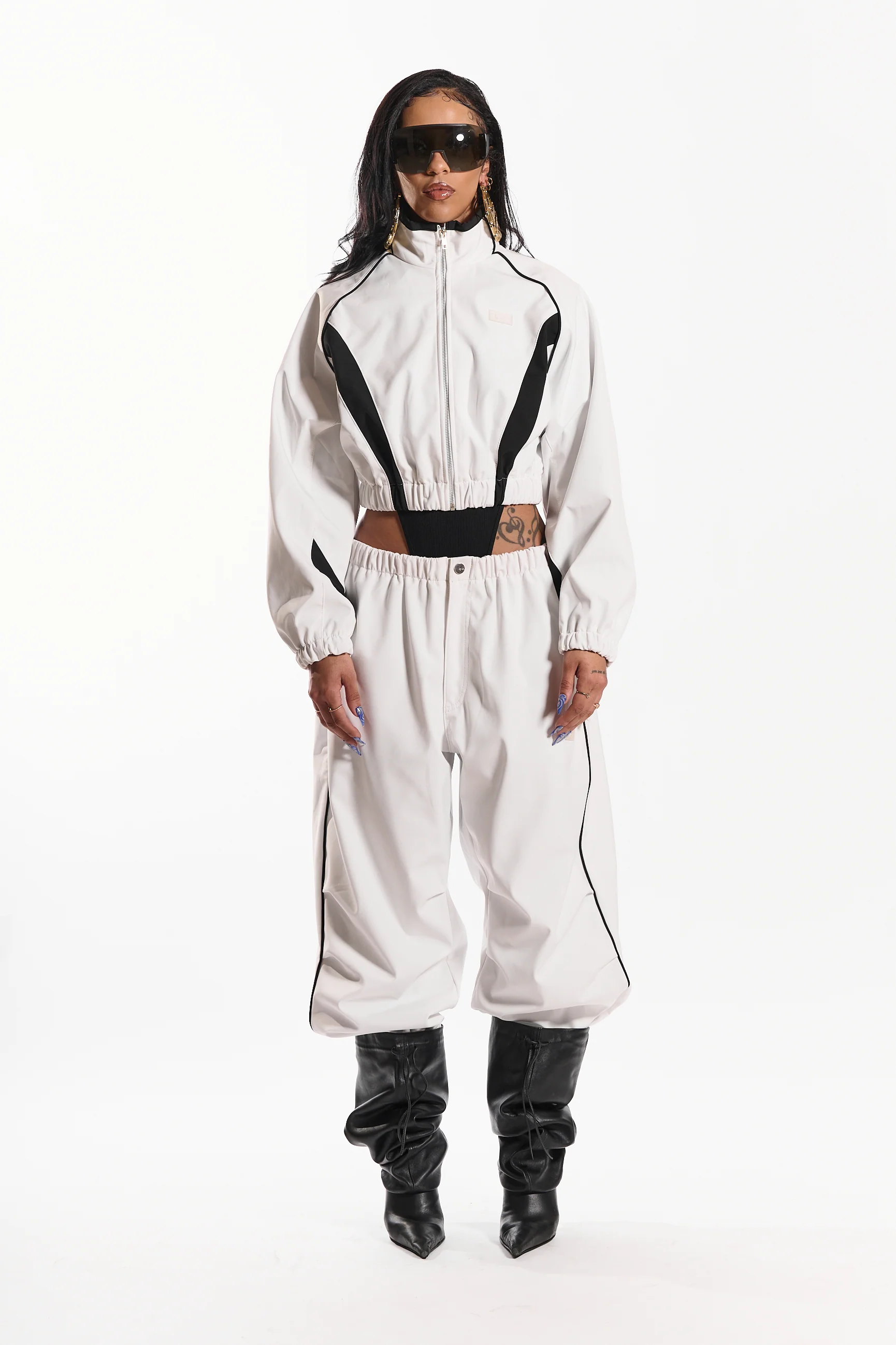 Street Thing Women's Joggers (white) - Image 4